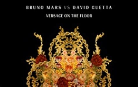 traduzione e testo di versace on the flor